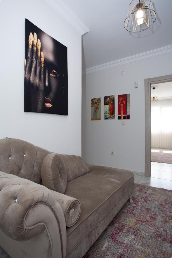 טראבזון Leena Suites מראה חיצוני תמונה