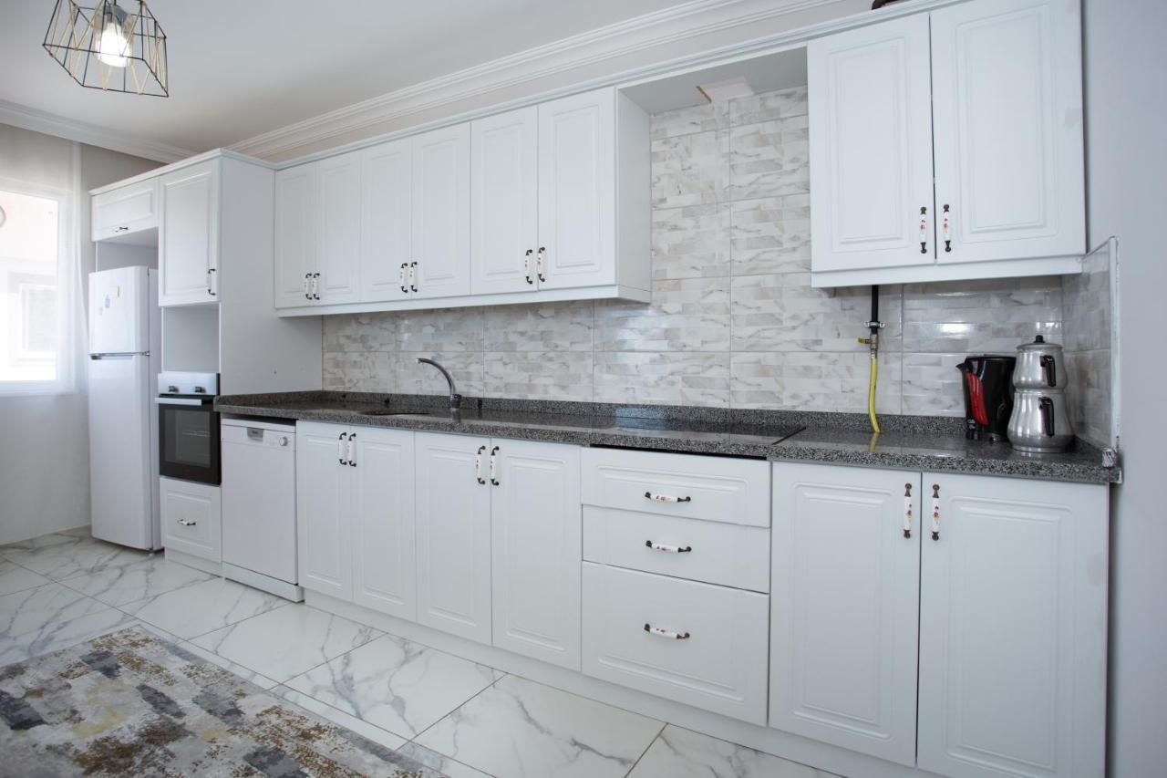 טראבזון Leena Suites מראה חיצוני תמונה
