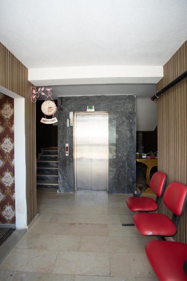 טראבזון Leena Suites מראה חיצוני תמונה
